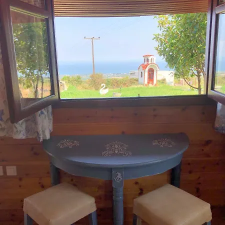Aelia's Panoramic View Apartmán